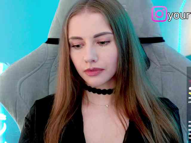 -VikkiL0vesCheese-