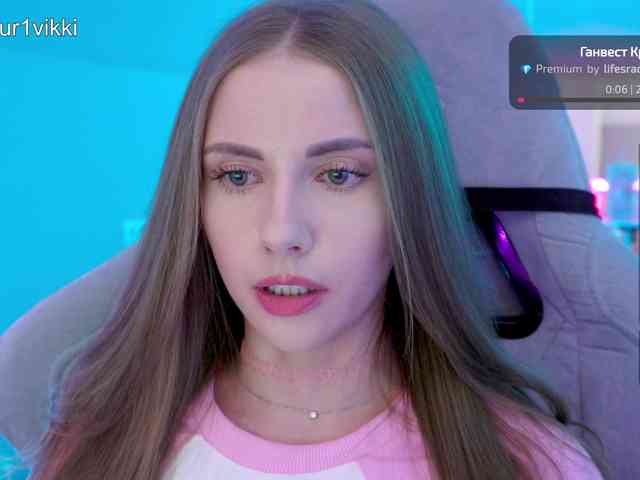 VikkiExtraCheese webcam