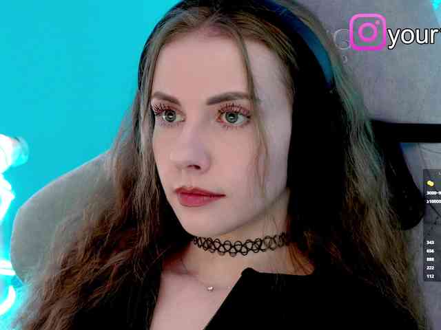 VikkiExtraCheese webcam