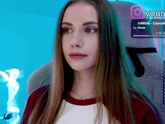 VikkiExtraCheese webcam