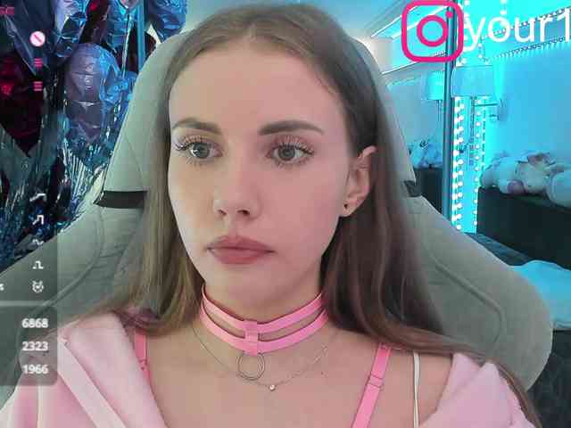 VikkiExtraCheese webcam