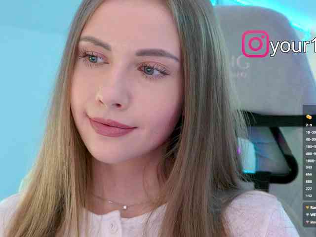 VikkiExtraCheese webcam