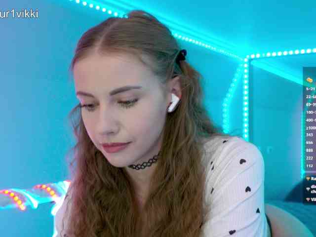 VikkiExtraCheese webcam