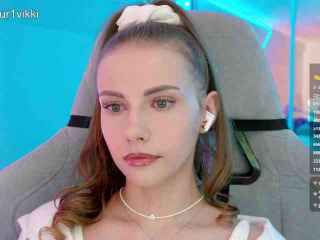 VikkiExtraCheese webcam