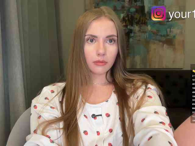 VikkiExtraCheese webcam