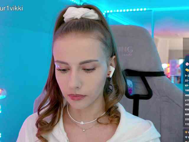 VikkiExtraCheese webcam