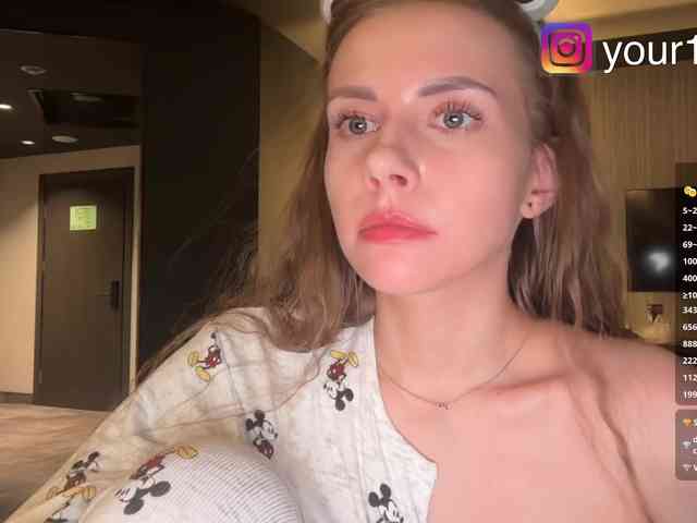 VikkiExtraCheese webcam