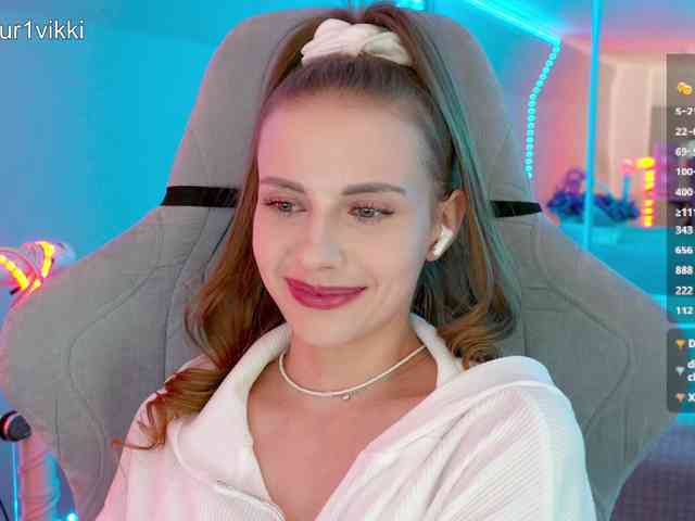 -VikkiL0vesCheese- -VikkiL0vesCheese-