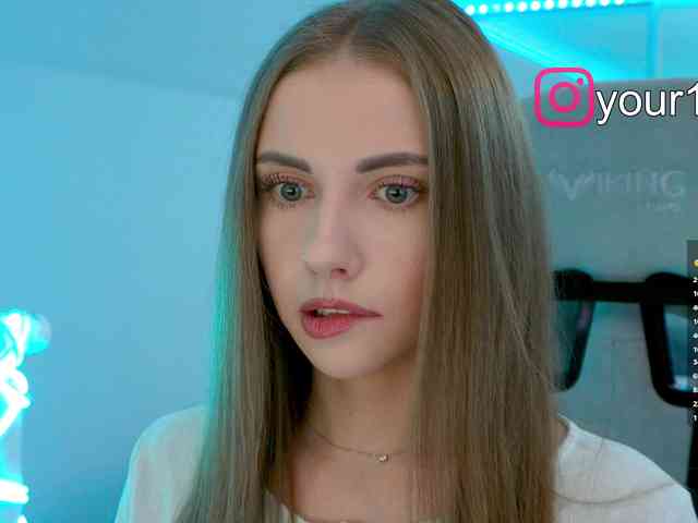 -VikkiL0vesCheese- -VikkiL0vesCheese-