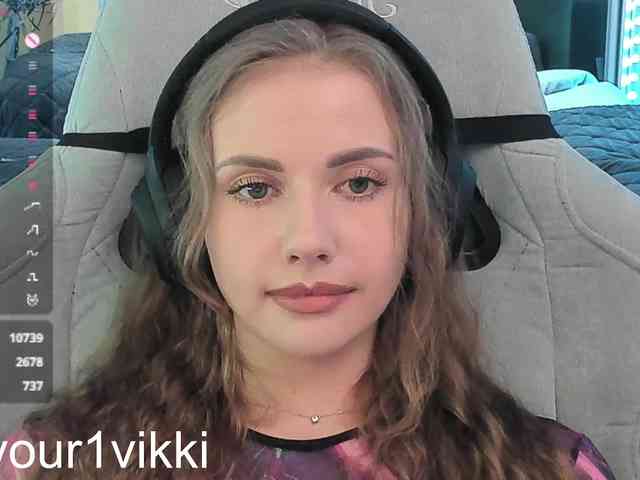 VikkiExtraCheese webcam