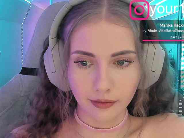 VikkiExtraCheese webcam