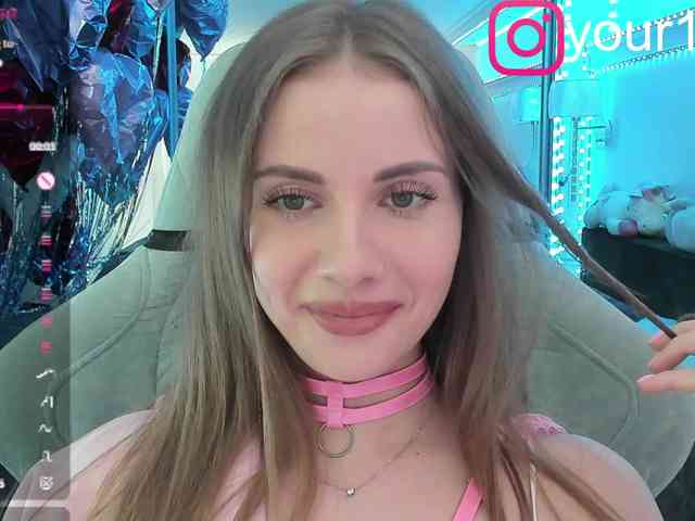 -VikkiL0vesCheese-