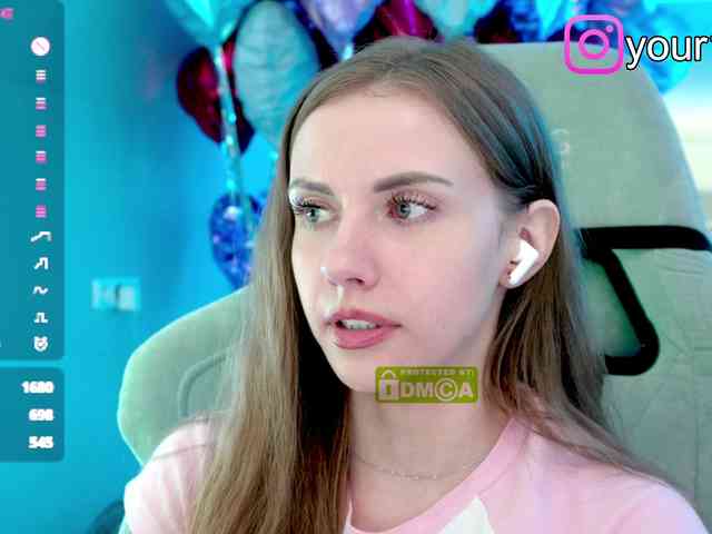 VikkiExtraCheese webcam