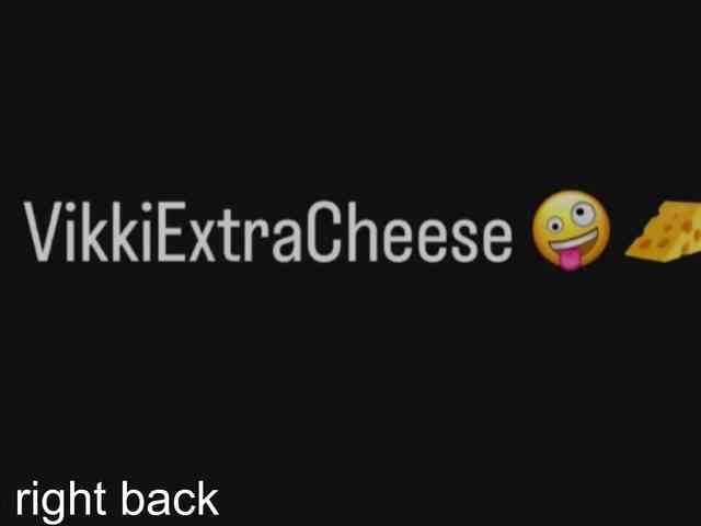 VikkiExtraCheese webcam