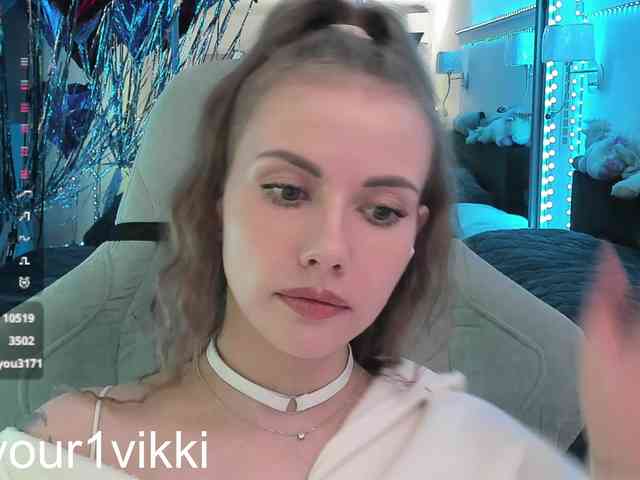 VikkiExtraCheese webcam
