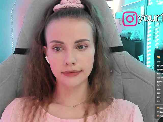 VikkiExtraCheese webcam