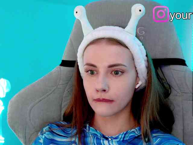 VikkiExtraCheese webcam