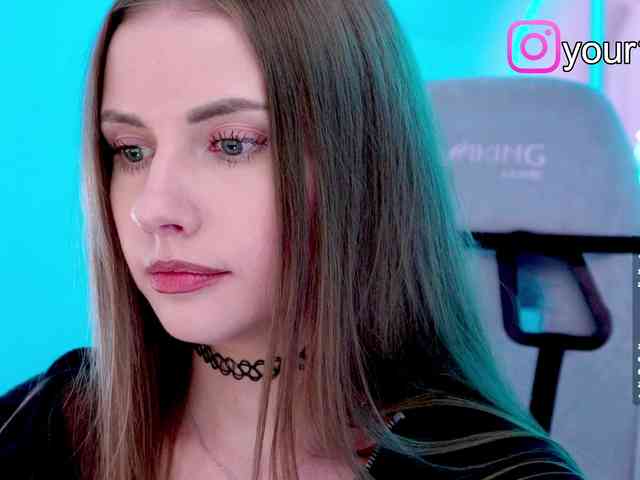 VikkiExtraCheese
