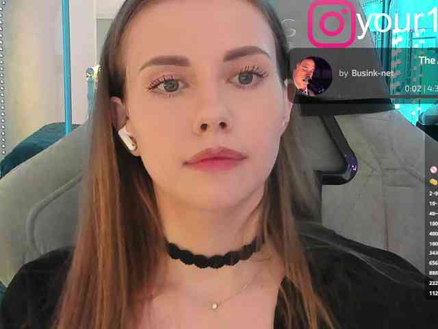 VikkiExtraCheese