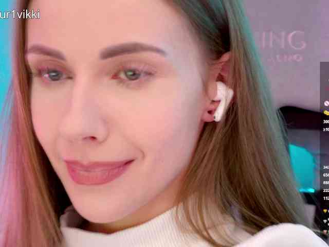 VikkiExtraCheese webcam