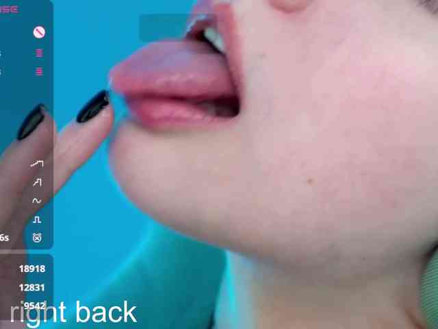 videochat sex -VikkiL0vesCheese-