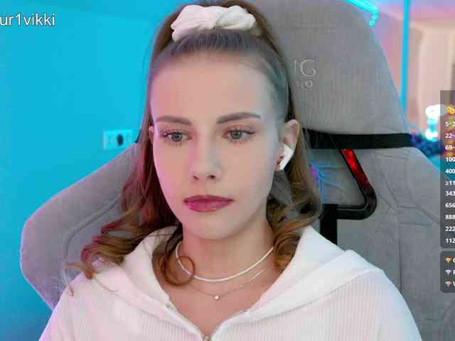 VikkiExtraCheese webcam