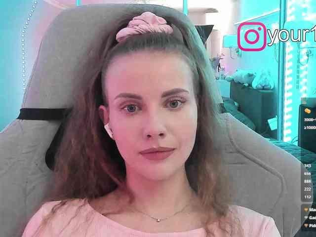 VikkiExtraCheese webcam