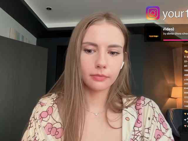 VikkiExtraCheese webcam