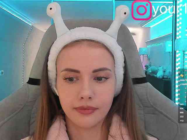 VikkiExtraCheese webcam