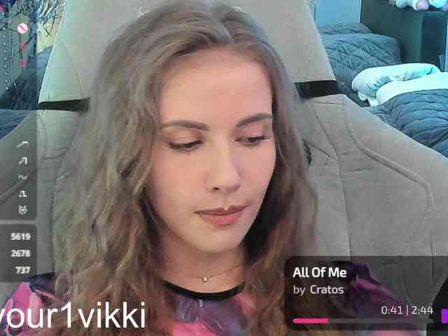 VikkiExtraCheese webcam