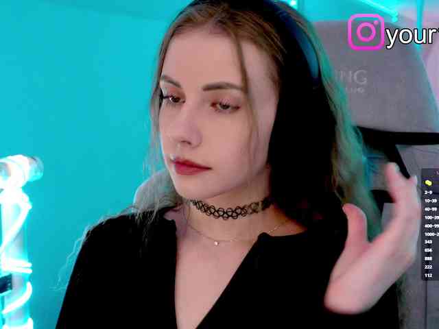 VikkiExtraCheese webcam