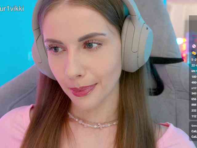 VikkiExtraCheese webcam