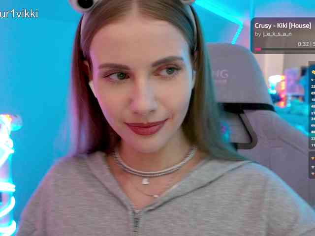 VikkiExtraCheese webcam