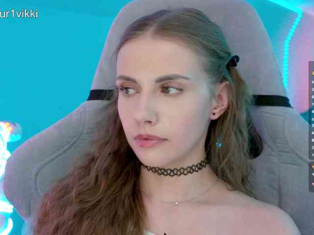 VikkiExtraCheese webcam