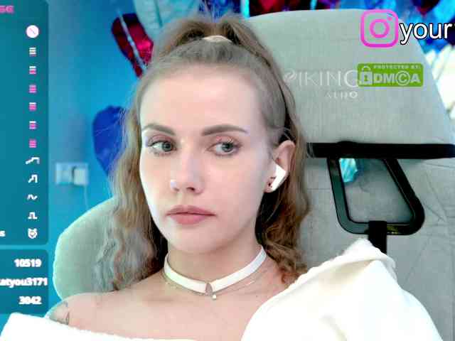 VikkiExtraCheese webcam