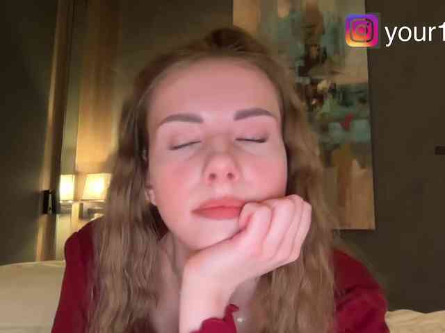 VikkiExtraCheese webcam