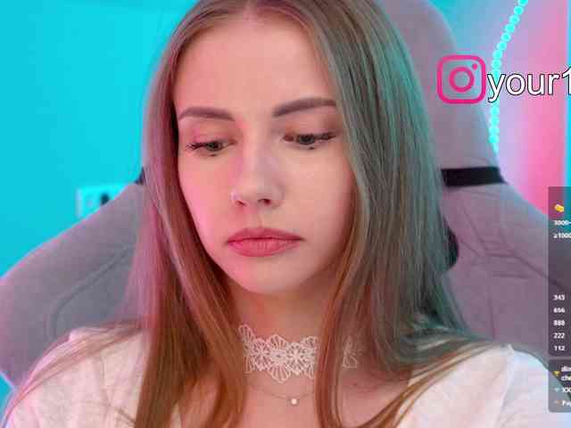 VikkiExtraCheese webcam