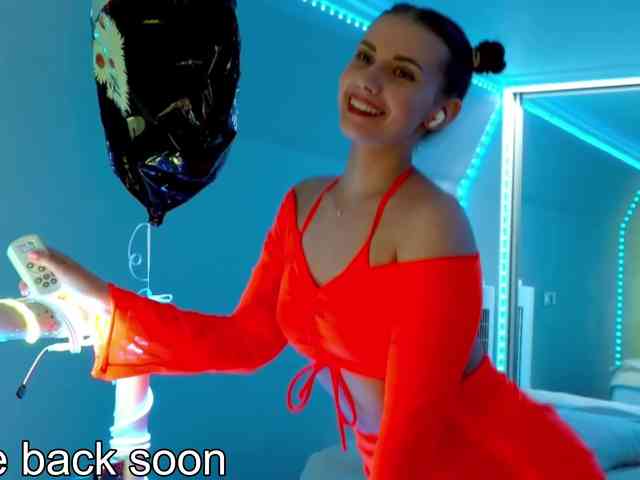 VikkiExtraCheese webcam