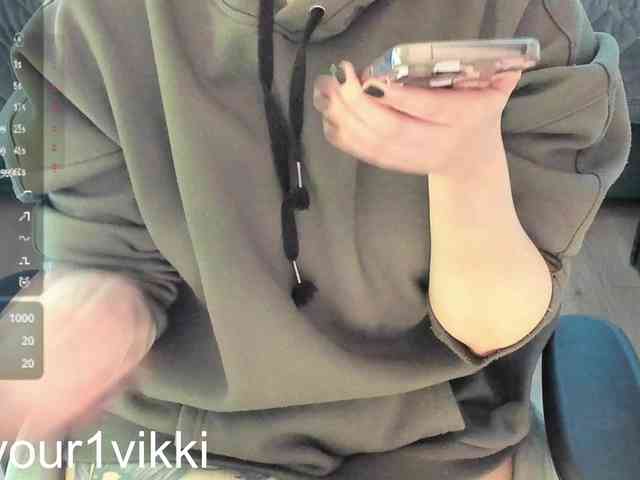 VikkiExtraCheese webcam
