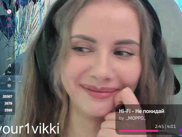VikkiExtraCheese webcam