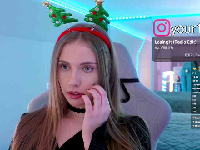 VikkiExtraCheese webcam