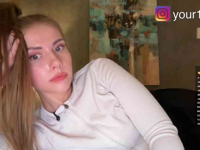 VikkiExtraCheese webcam