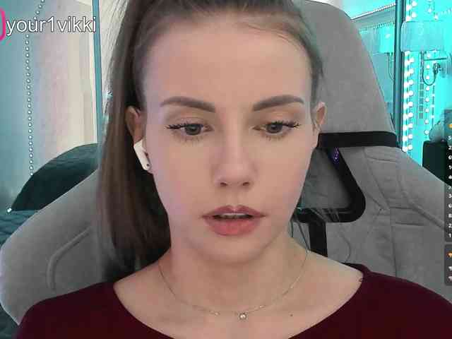 VikkiExtraCheese webcam