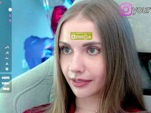 VikkiExtraCheese webcam