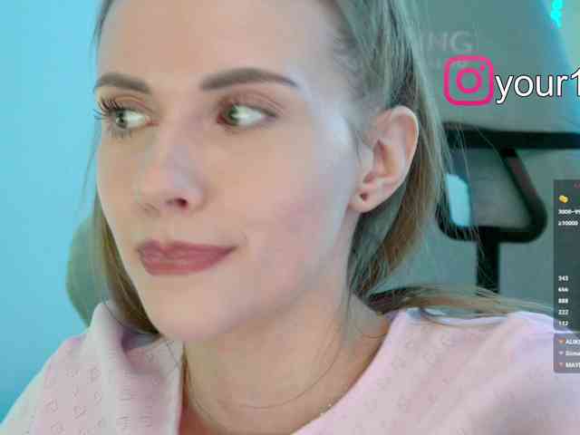 VikkiExtraCheese webcam