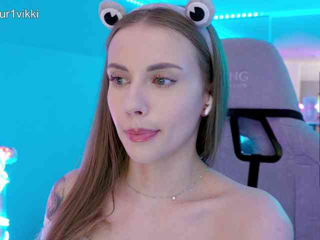 VikkiExtraCheese webcam