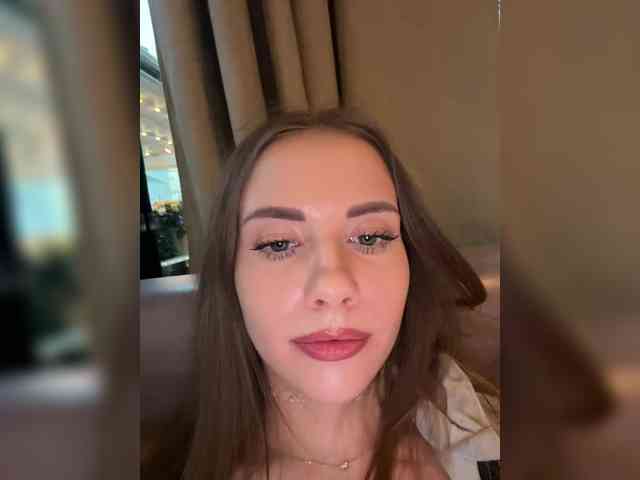 live stream sex -VikkiL0vesCheese-