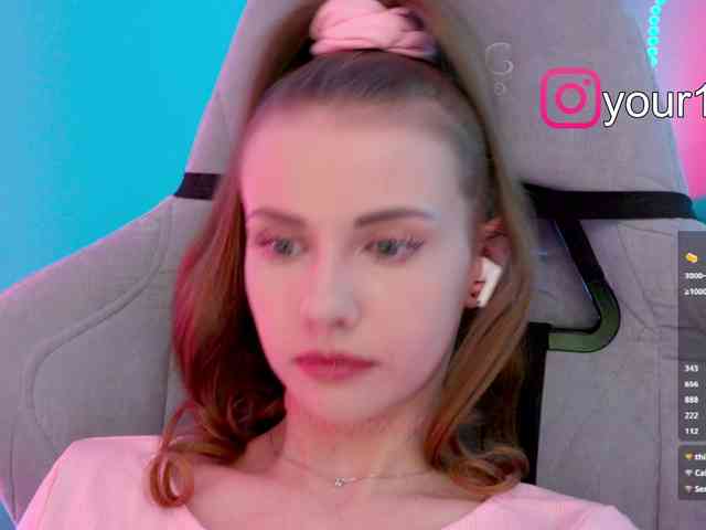 VikkiExtraCheese webcam