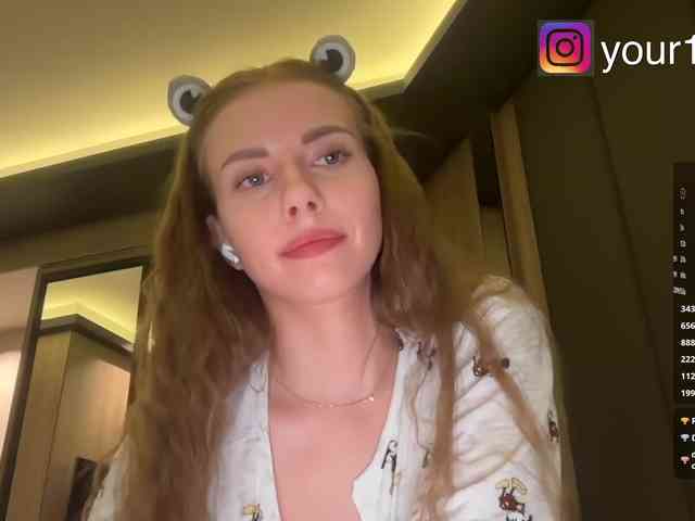 VikkiExtraCheese webcam