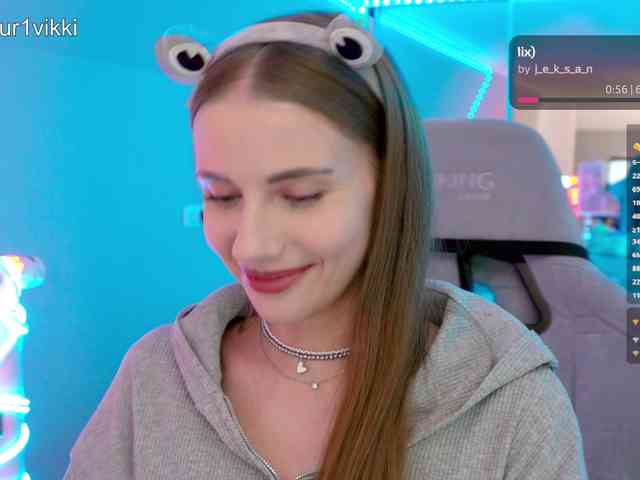 VikkiExtraCheese webcam